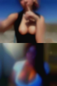 Hot dildo pussy need free swingers.